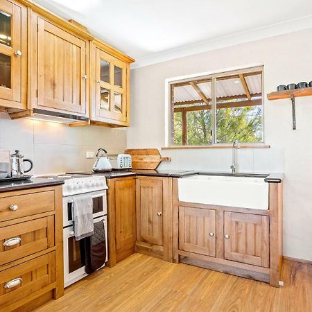 Braeside Cabin Two Alphitonia Central Tilba エクステリア 写真